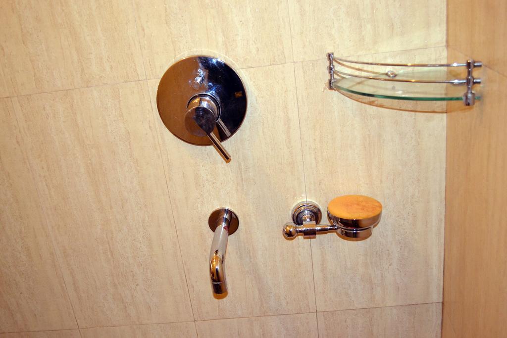 Hotel Kusum Bhilai Zewnętrze zdjęcie